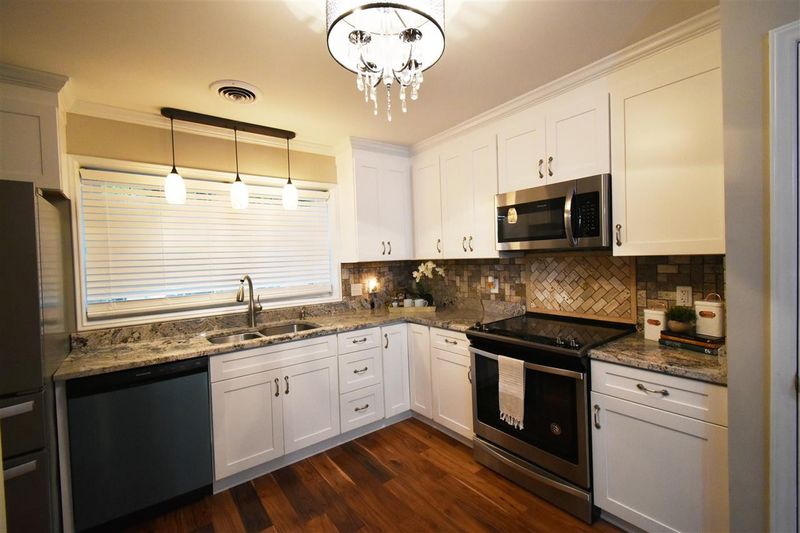 1306 Garden Crest Cir, Raleigh, NC 27609