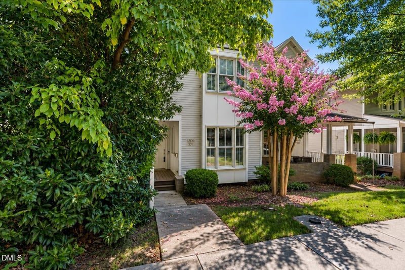 1306 Glenwood Ave #101, Raleigh, NC 27605