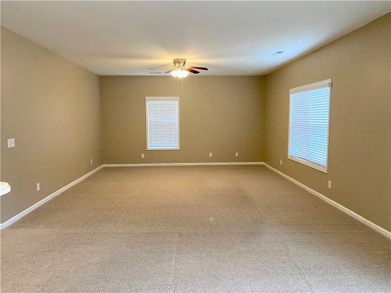 1306 Ingle Ct, Burlington, NC 27215