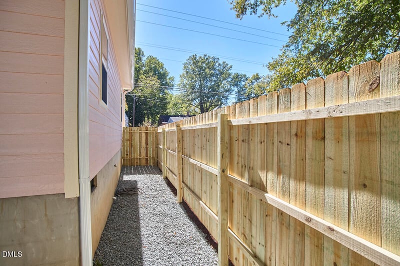 1306 Knox St, Durham, NC 27705