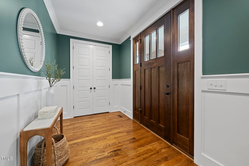 1306 Mordecai Dr, Raleigh, NC 27604