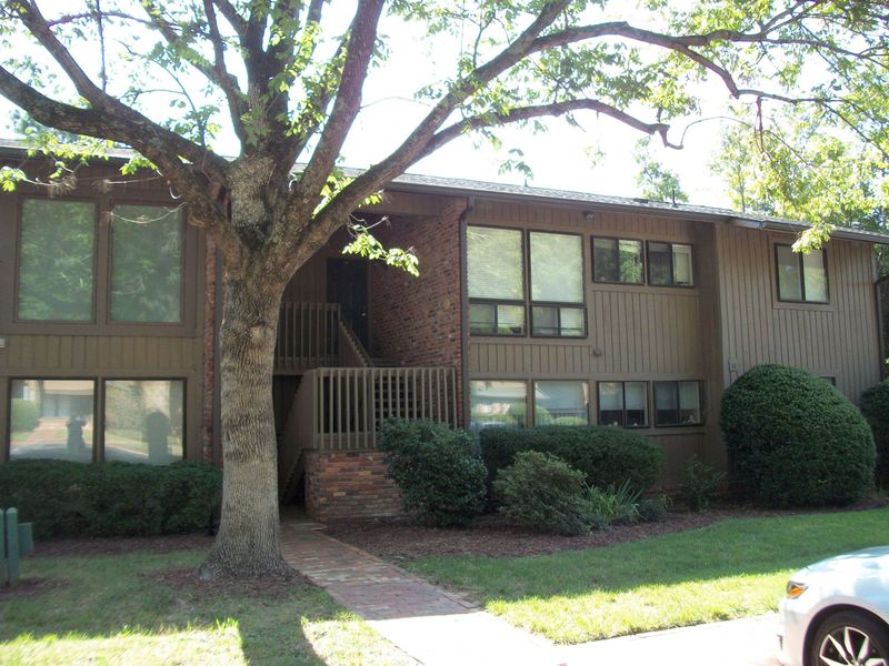 1306 Oak Tree Dr #1306, Chapel Hill, NC 27517