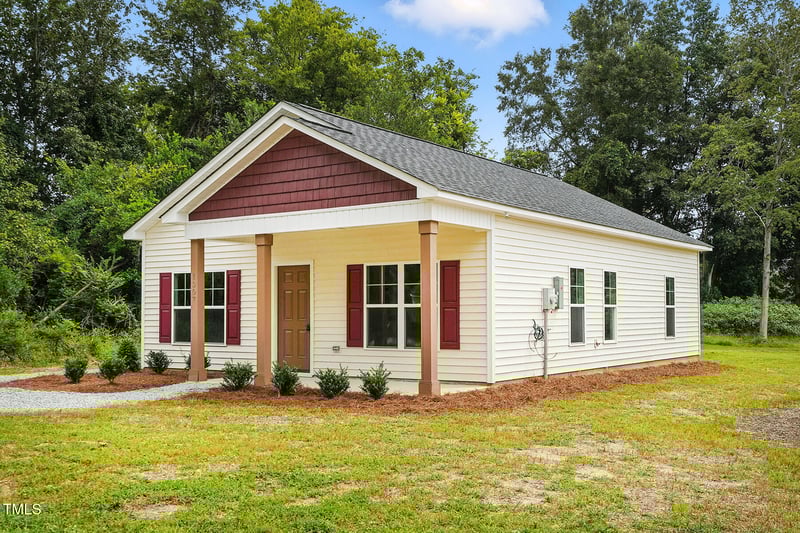 1307 14th St, Lillington, NC 27546