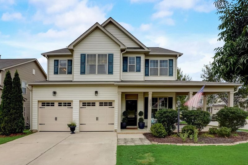 1307 Brook Bluff Rd, Knightdale, NC 27545