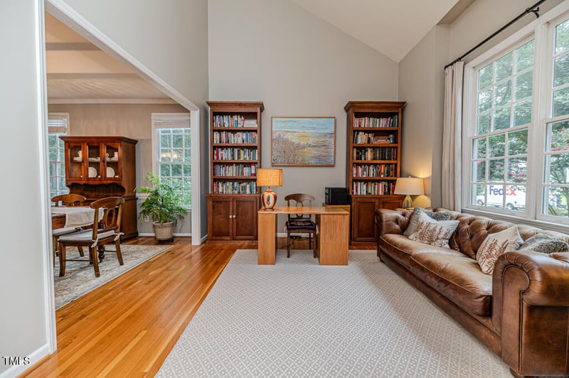 1307 Chenworth Dr, Apex, NC 27502