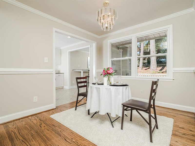 1307 Crabapple Ln, Raleigh, NC 27607