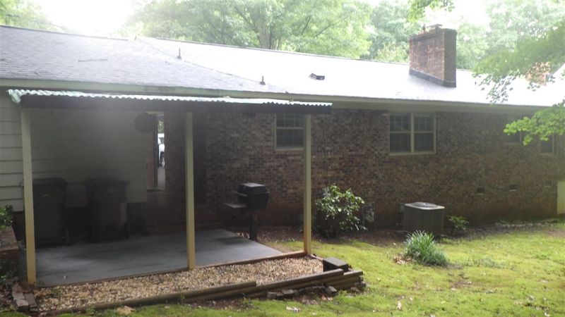 1307 Hampton Valley Rd, Cary, NC 27511