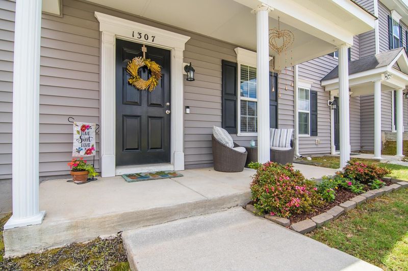 1307 Plexor Ln, Knightdale, NC 27545