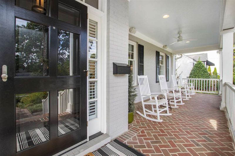 1307 Rand Dr, Raleigh, NC 27608