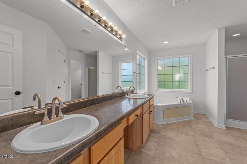 1308 Aspen Falls Ct, Willow Springs, NC 27592