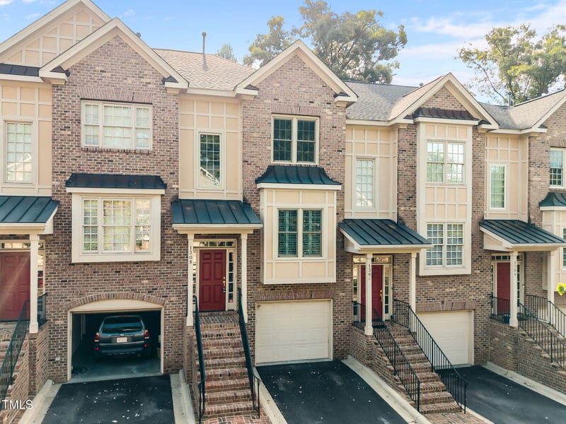 1308 Cameron View Ct, Raleigh, NC 27607