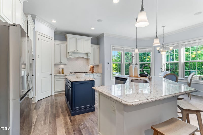 1308 Green Oaks Pw, Holly Springs, NC 27540