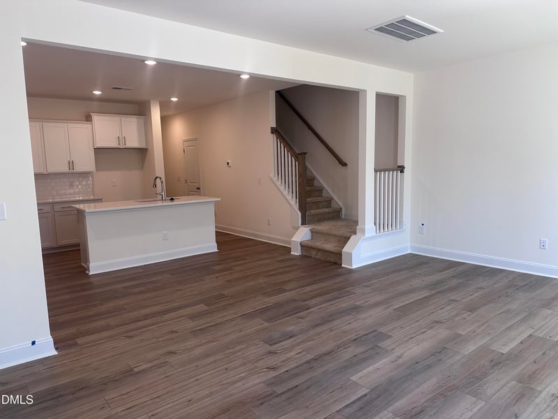 1308 Hammond Dr, Mebane, NC 27302