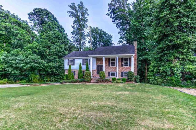 1308 Manovill Pl, Raleigh, NC 27609
