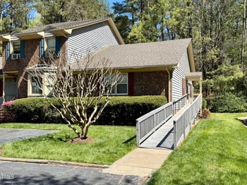 1308 Oakridge Ave, Henderson, NC 27536