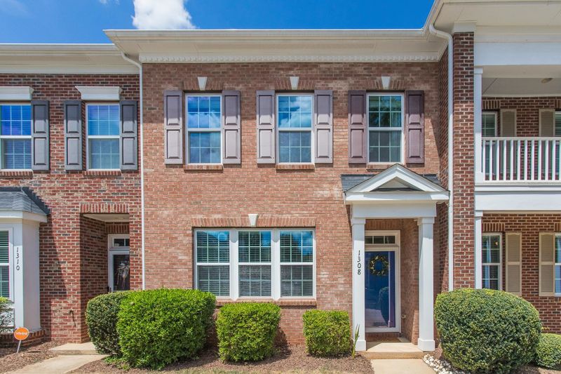 1308 Regulator St, Raleigh, NC 27603