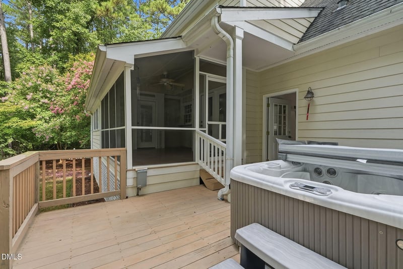 1308 Stonemoor Ct, Raleigh, NC 27606