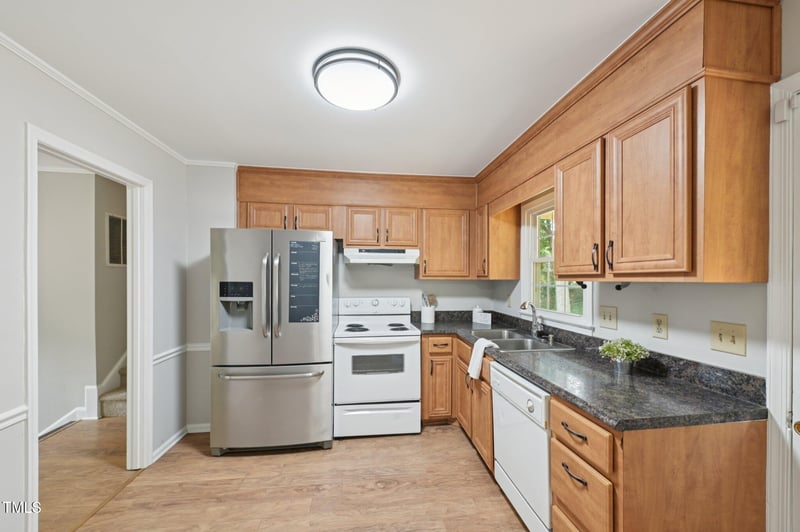 1308 Swallow Dr, Raleigh, NC 27606