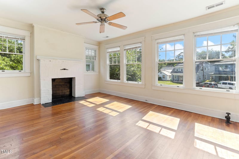 1308 Wake Forest Rd, Raleigh, NC 27604