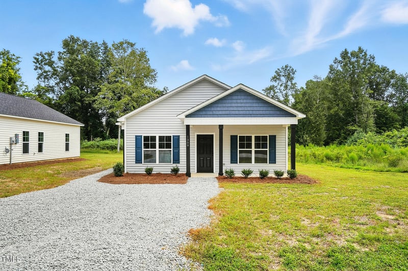 1309 14th St, Lillington, NC 27546