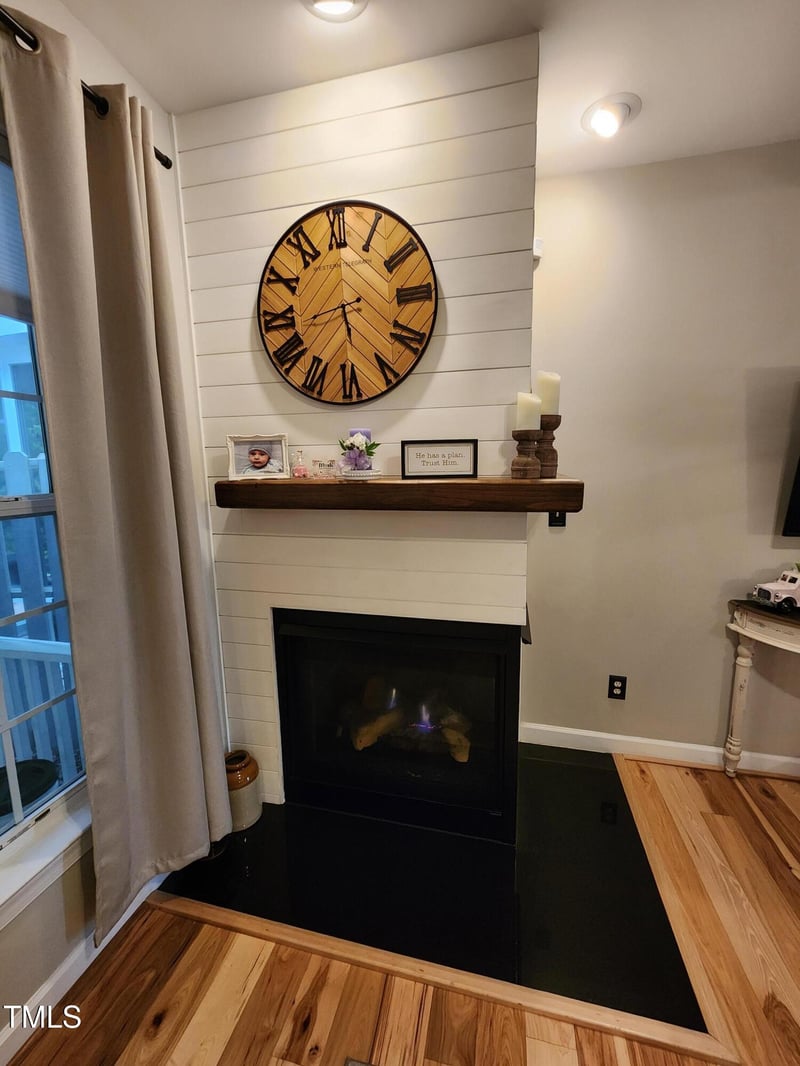 1309 Bartlett Cir, Hillsborough, NC 27278