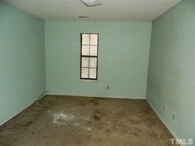 1309 Deer Rn, Durham, NC 27704