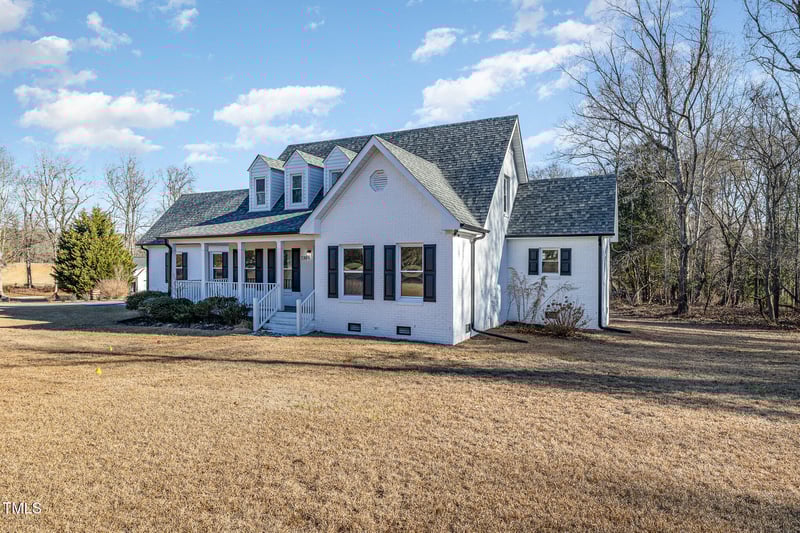 1309 Holland Rd, Fuquay Varina, NC 27526