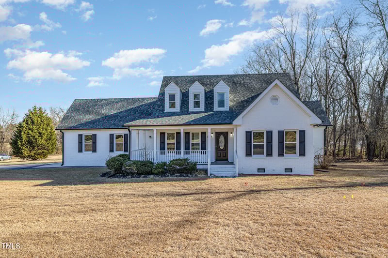 1309 Holland Rd, Fuquay Varina, NC 27526