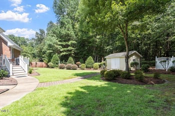 1309 Old Regent Dr, Fuquay Varina, NC 27526