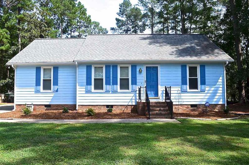1309 Pineview Dr, Garner, NC 27529