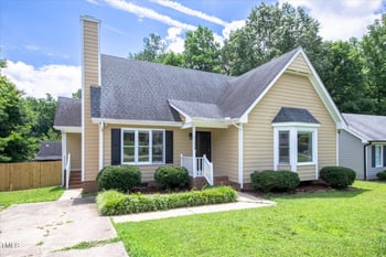 1309 Sweet Charm Ln, Knightdale, NC 27545