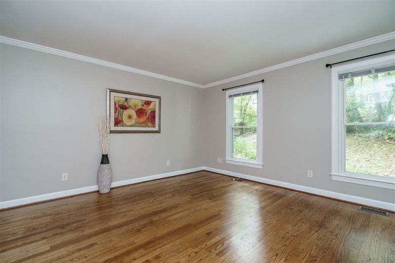 131 Brannigan Pl, Cary, NC 27511