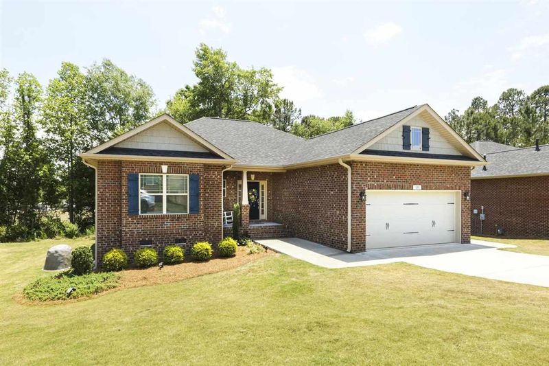 131 Colonade Ct, Benson, NC 27504