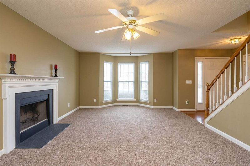 131 Creekbrook Ct, Garner, NC 27529