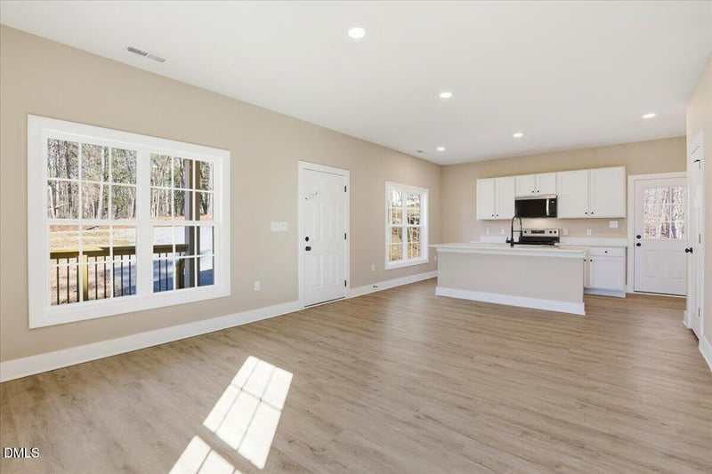 131 Dauphine St, Fuquay Varina, NC 27526