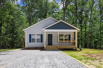 131 Dauphine St, Fuquay Varina, NC 27526