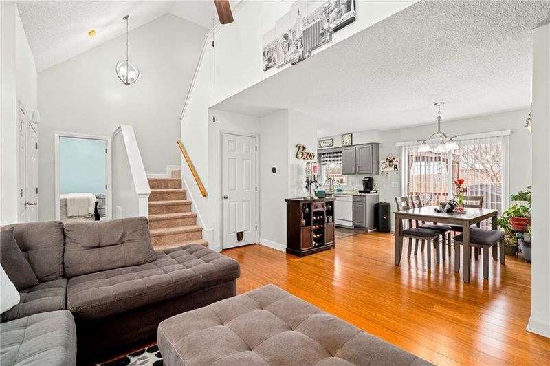 131 Hoskins Cir, Burlington, NC 27215