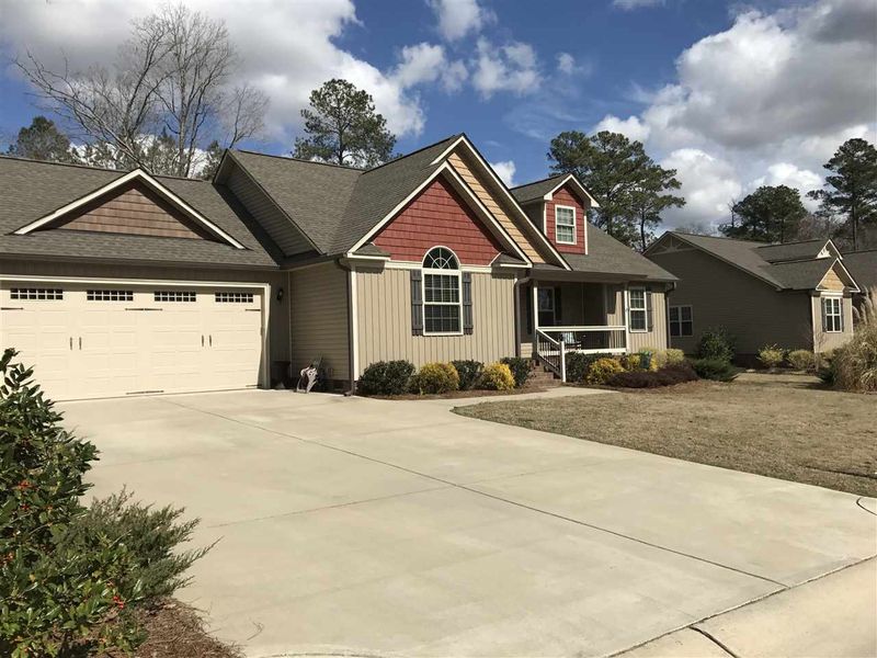 131 Hunterwood Pl, Benson, NC 27504