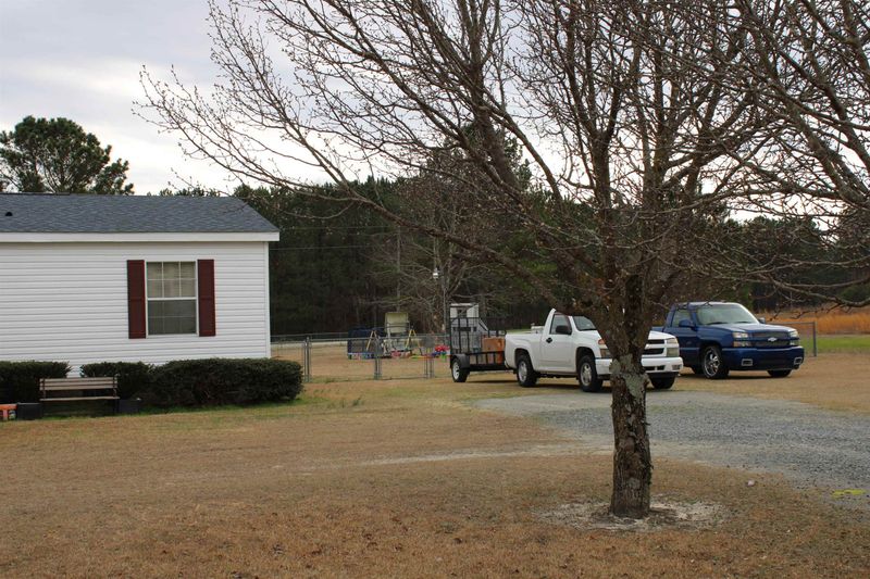 131 Jon Dr, Smithfield, NC 27577