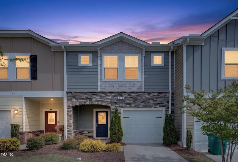 131 Joneshaven Dr, Fuquay Varina, NC 27526