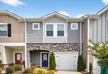 131 Joneshaven Dr, Fuquay Varina, NC 27526