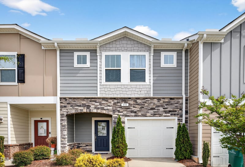 131 Joneshaven Dr, Fuquay Varina, NC 27526
