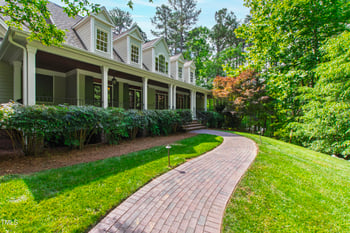 131 Lavinia Ln, Chapel Hill, NC 27516