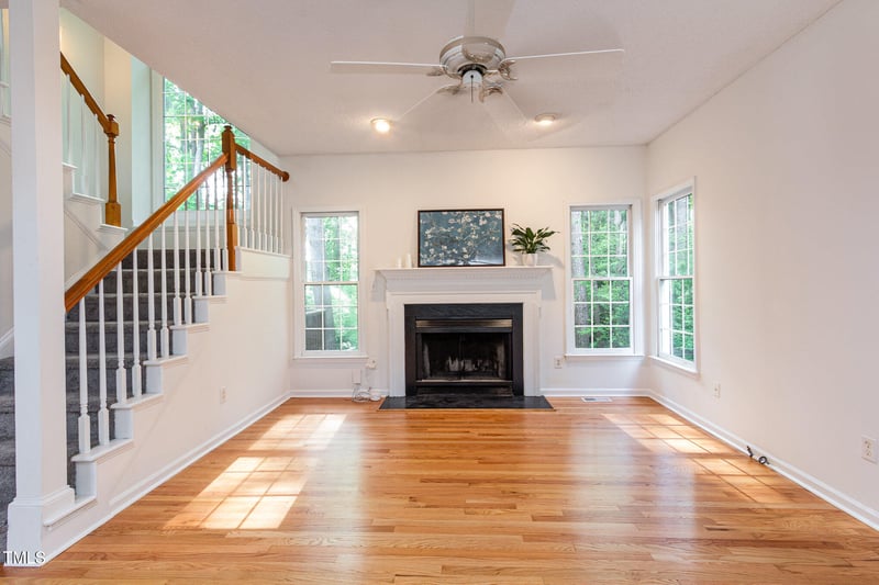 131 Longbridge Dr, Cary, NC 27518