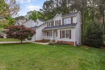 131 Longbridge Dr, Cary, NC 27518