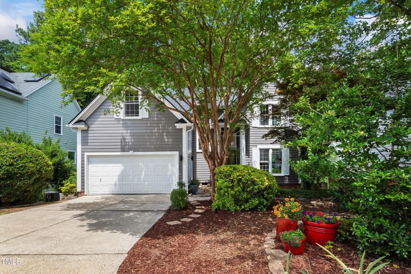 131 Maldon Dr, Cary, NC 27513