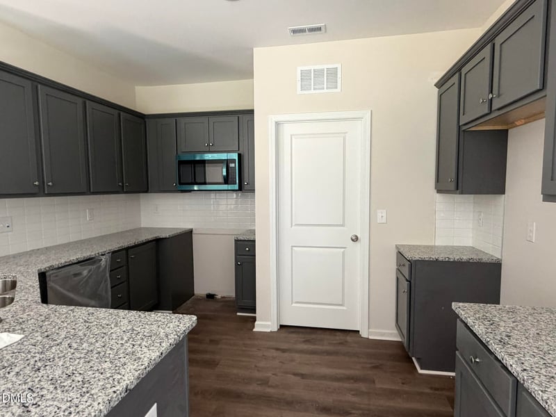 131 Mangrove Ct, Four Oaks, NC 27524