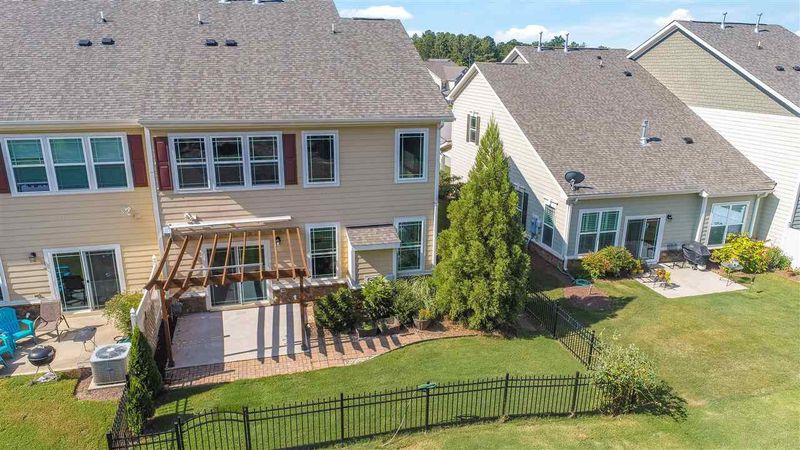 131 Mayfield Dr, Apex, NC 27539