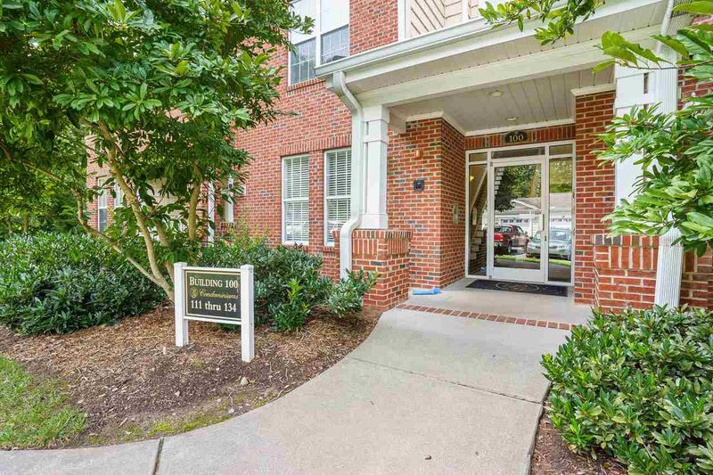 131 Providence Glen #131, Chapel Hill, NC 27514