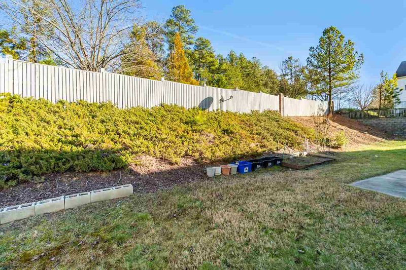 131 Shadow Mountain Ln, Morrisville, NC 27560